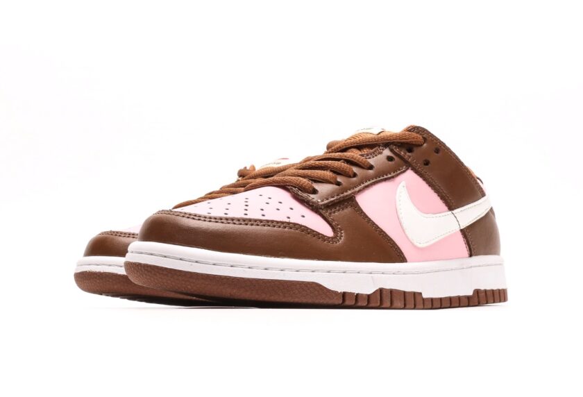 Stüssy x SB Dunk Low Pro 'Cherry' - Image 5