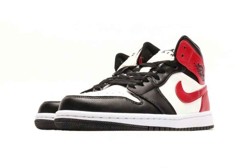 Air Jordan 1 Mid Black Toe - Image 5