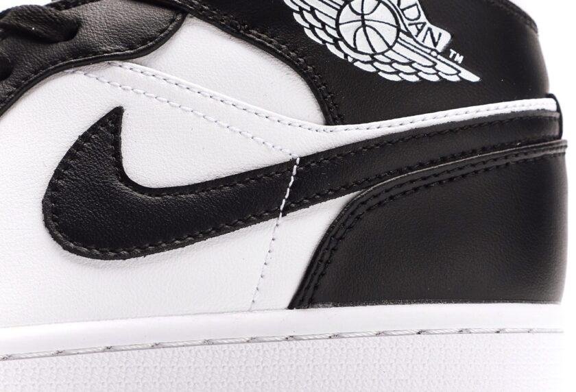 Air Jordan 1 Mid 'Panda' Black White - Image 7