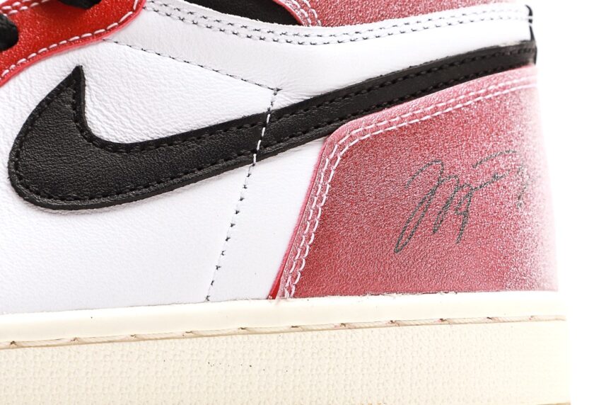 Trophy Room Air Jordan 1 Chicago - Image 7