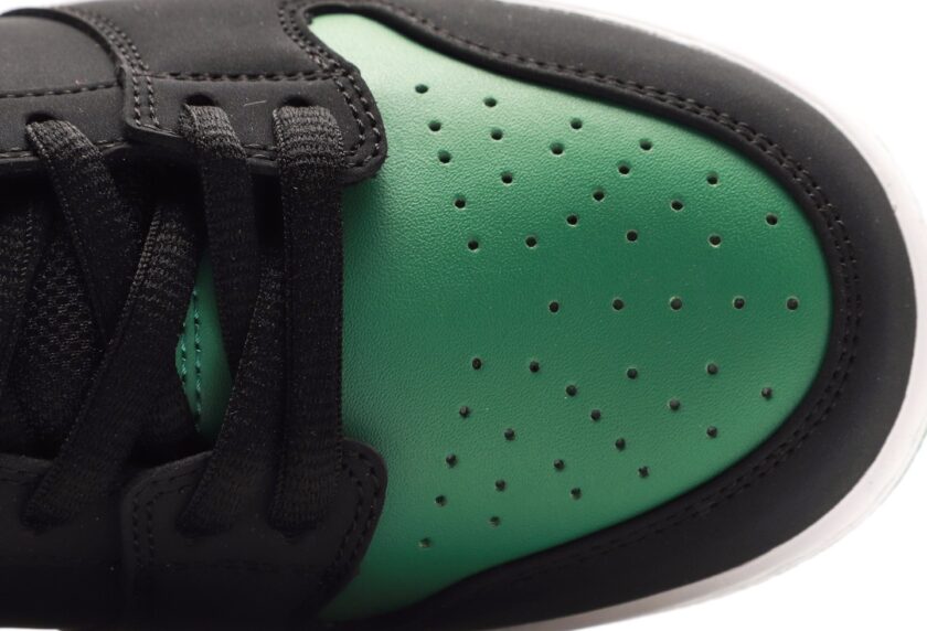 SB Dunk Low Pro J-Pack Black Green - Image 8