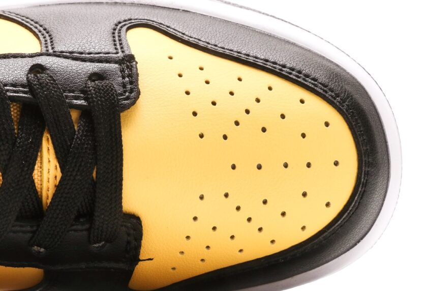 Dunk Low "Black/University Gold" - Image 8