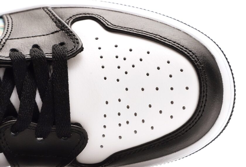 Air Jordan 1 Mid Hologram Black White - Image 8