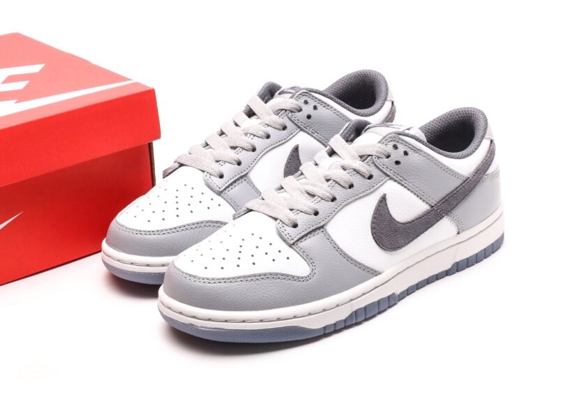 Dunk Low SE 'Light Carbon' [PK GOD] - Image 9