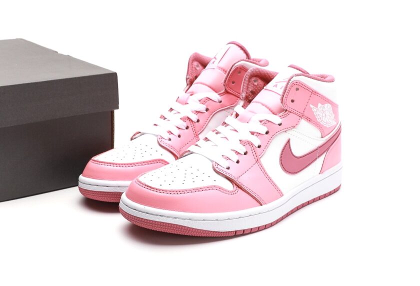 Air Jordan 1 Mid GS "Valentines Day" - Image 9