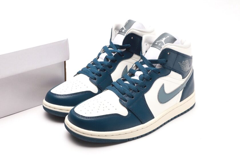 Air Jordan 1 Mid Sky J French Blue - Image 9