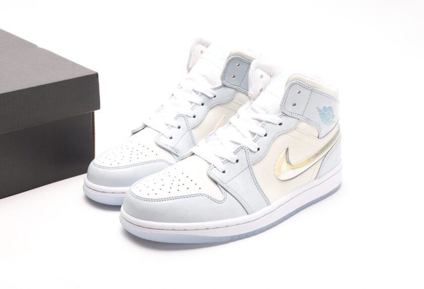 Air Jordan 1 Mid GS Frozen - Image 9