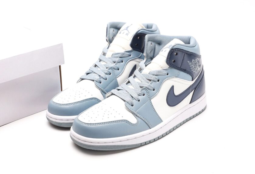 Air Jordan 1 Mid Blue - Image 9