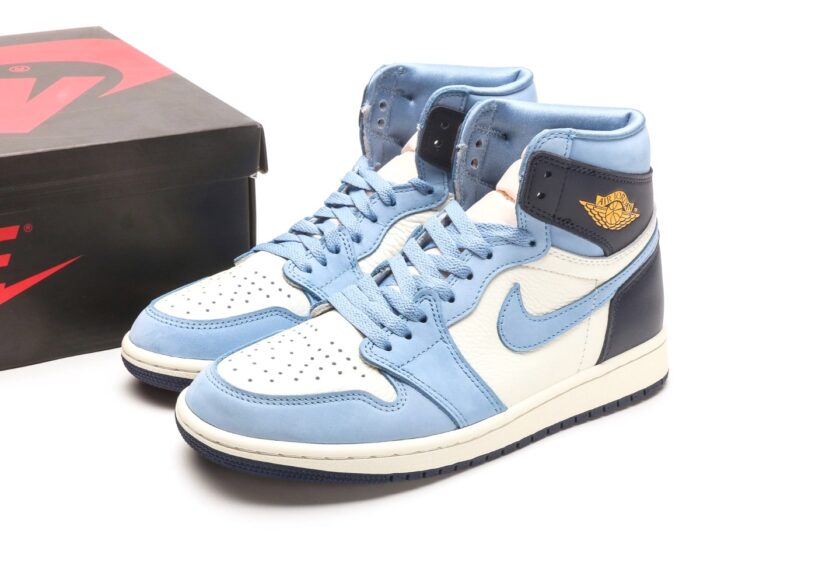 Air Jordan 1 High OG First in Flight - Image 9