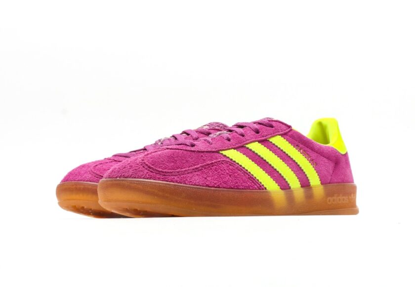 Gazelle Indoor Shock Purple - Image 5